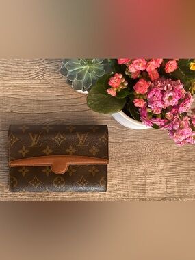 Authentic Louis Vuitton Monogram Pochette Arche Belt Bag or Clutch - Bag Only